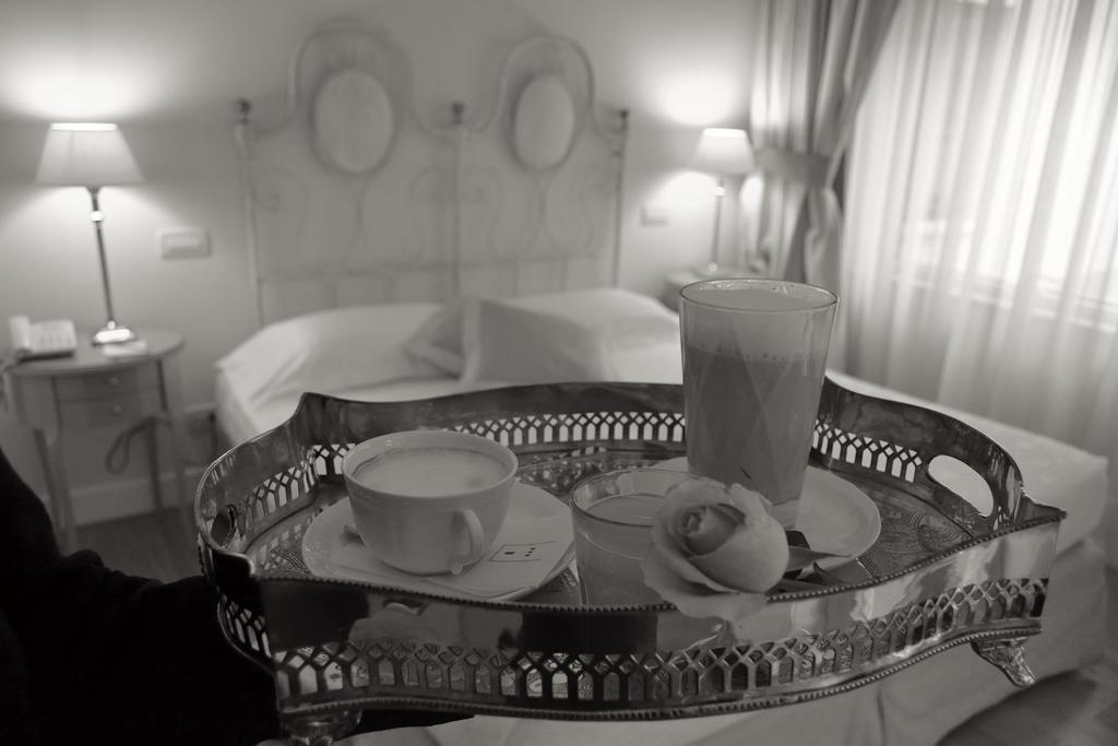Hotel & Residenza 100 Torri 아스콜리피체노 외부 사진