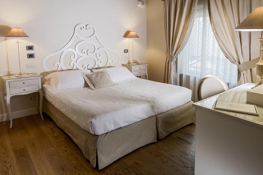 Hotel & Residenza 100 Torri 아스콜리피체노 외부 사진