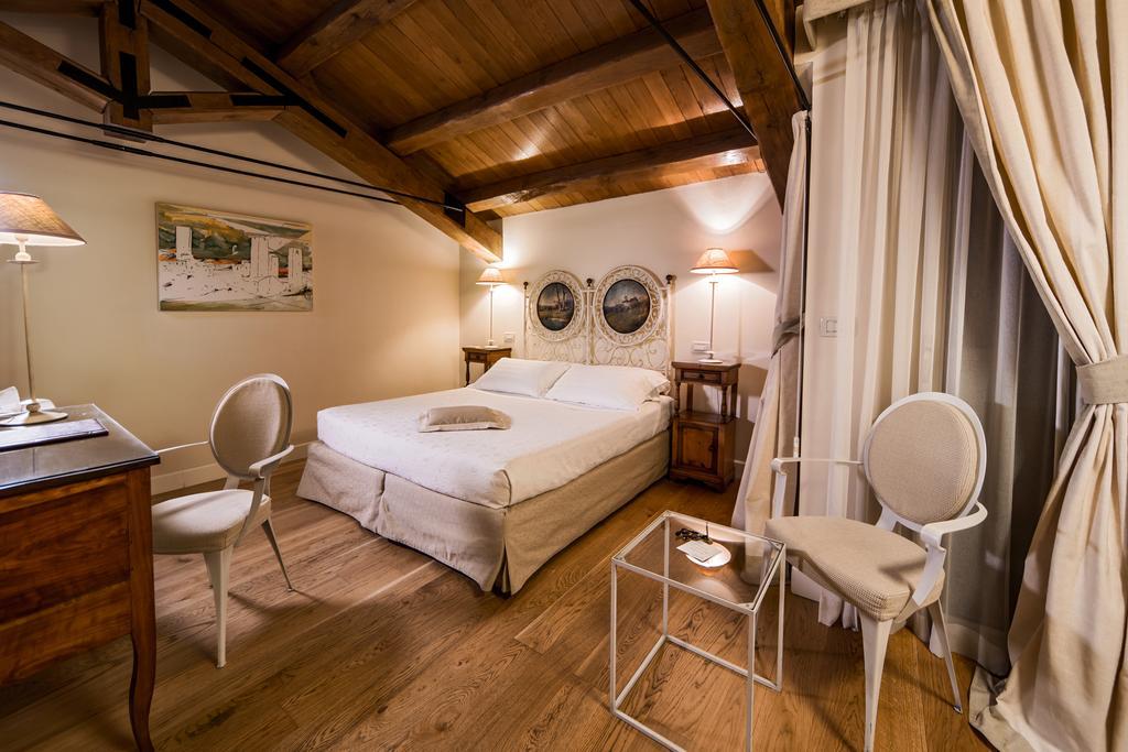 Hotel & Residenza 100 Torri 아스콜리피체노 외부 사진
